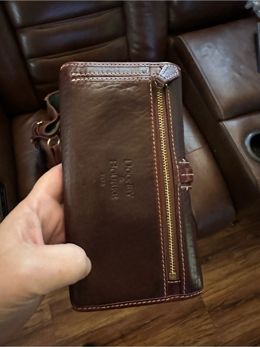 Dooney and Bourke Chestnut Florentine leather Buckley. ENDING SOON! - Picture 14 of 14